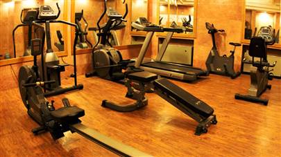 مجوعه ورزشی هتل پارس شیراز مجوعه ورزشی هتل پارس شیراز